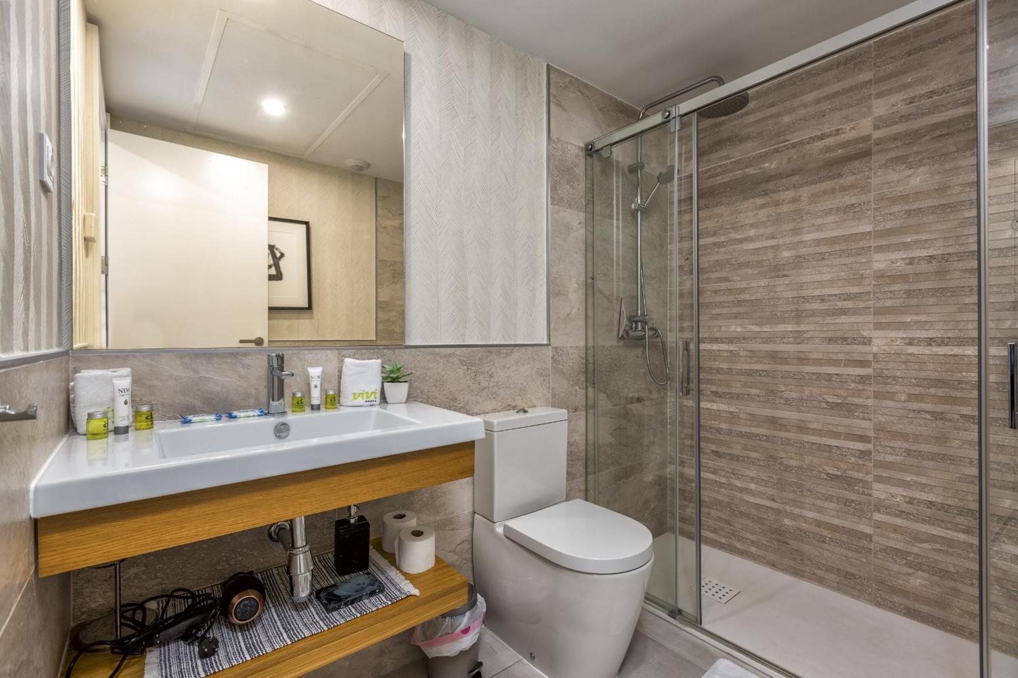 Vivi Homes - Casa Element Pool, Terrace & Golf Apartment Marbella