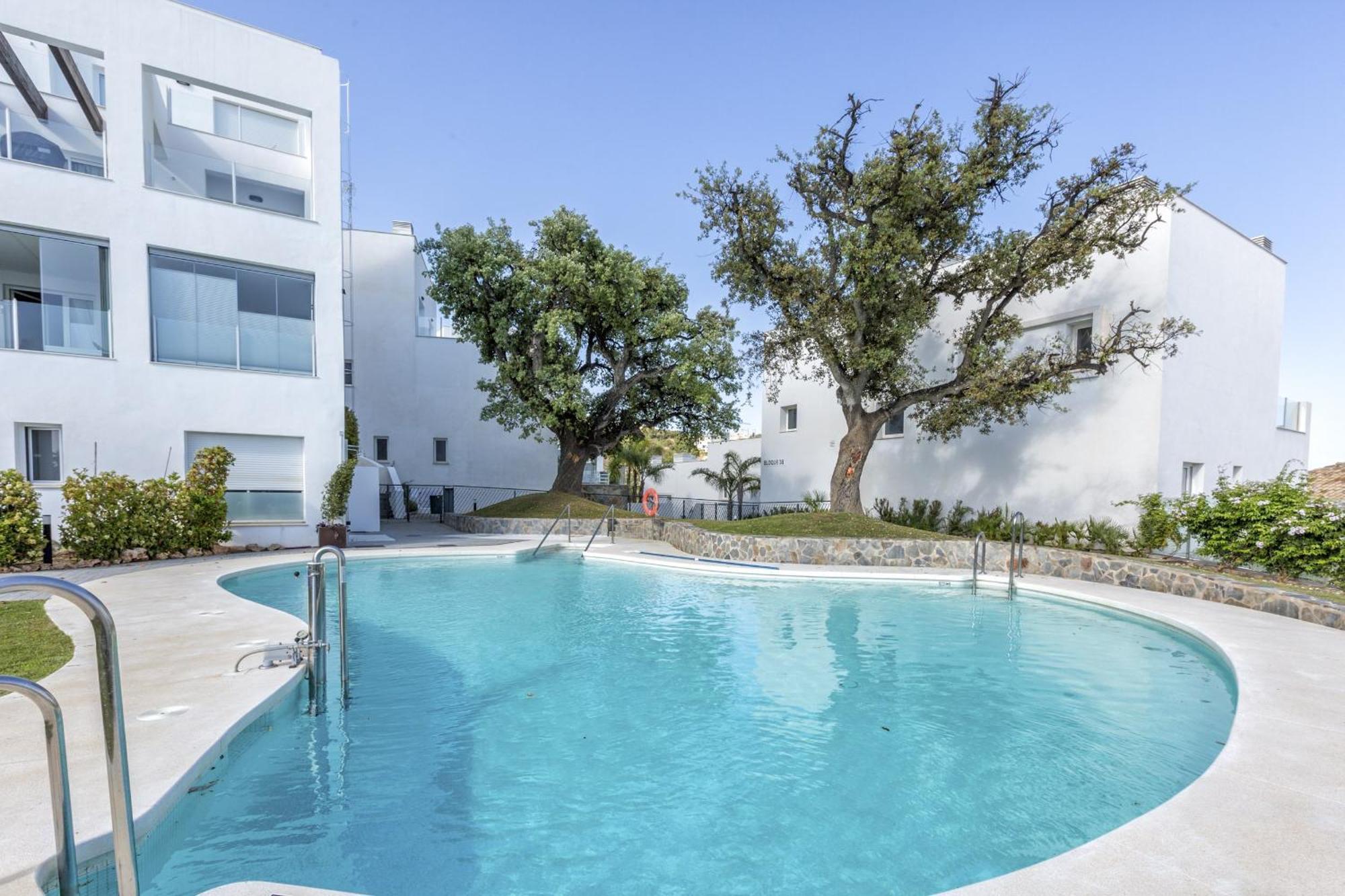 Vivi Homes - Casa Element Pool, Terrace & Golf Apartment